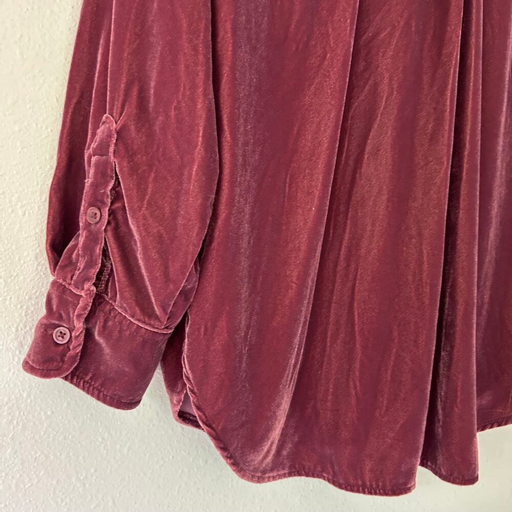 Universal Thread pink Velvet Oversized Button Up Shirt M - Picture 8 of 10